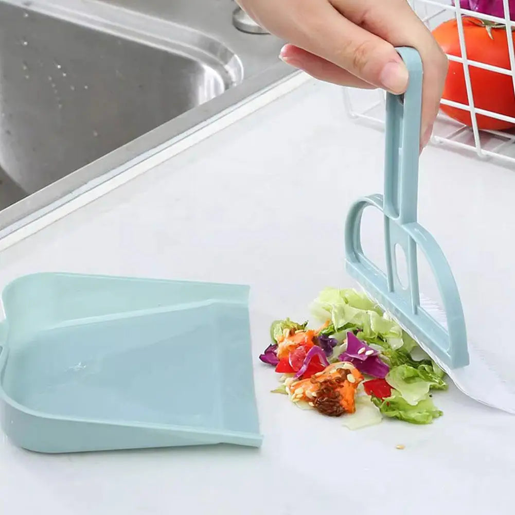 Woof Wink Mini Broom & Dustpan Cleaning Set